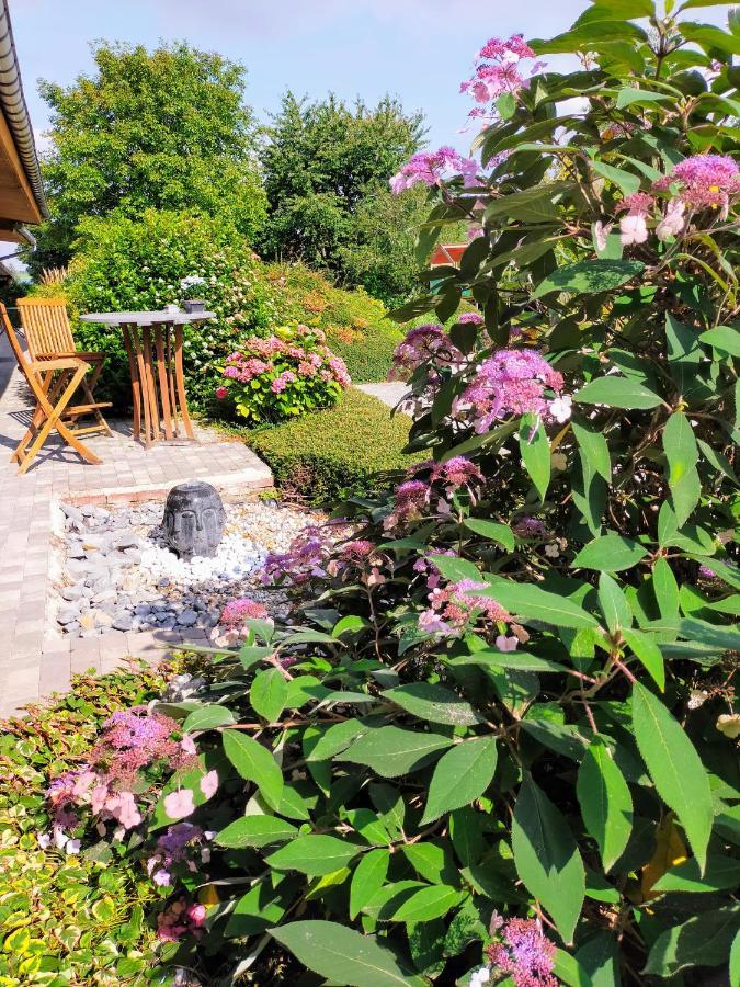 Le Clos Du Clocher Gueudecourt公司
