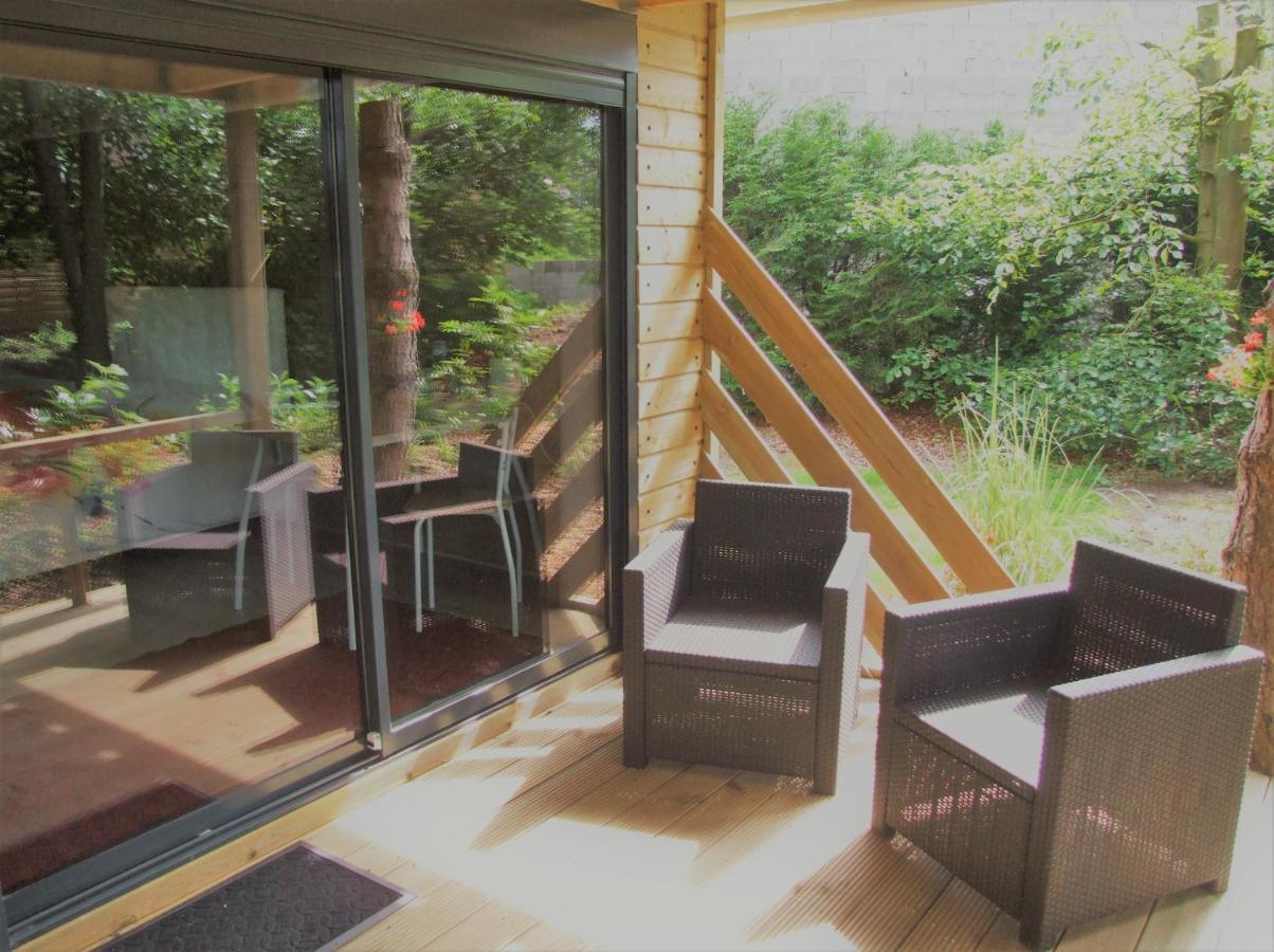住宿与早餐Le Clos Du Clocher Gueudecourt